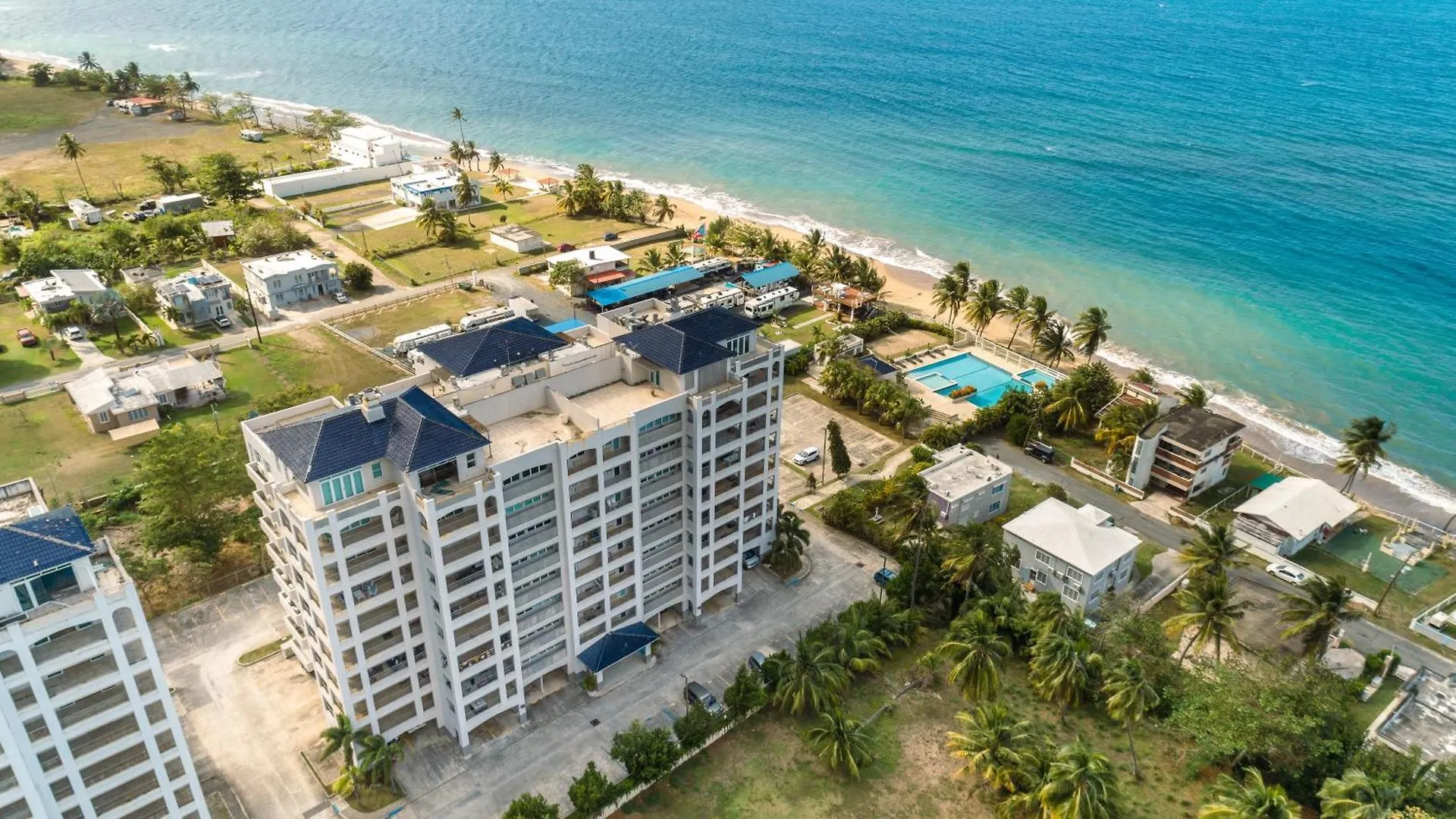Beachfront 7Th Floor Unit At Mar Azul Aguada