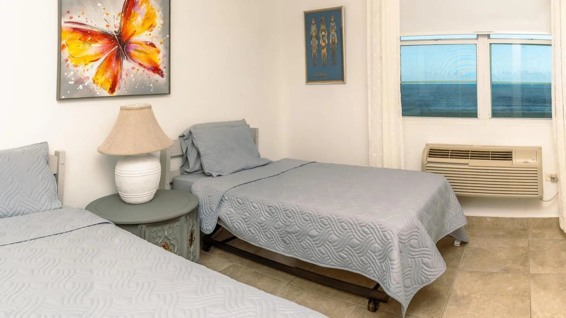 Lägenhet Beachfront 7Th Floor Unit At Mar Azul Aguada